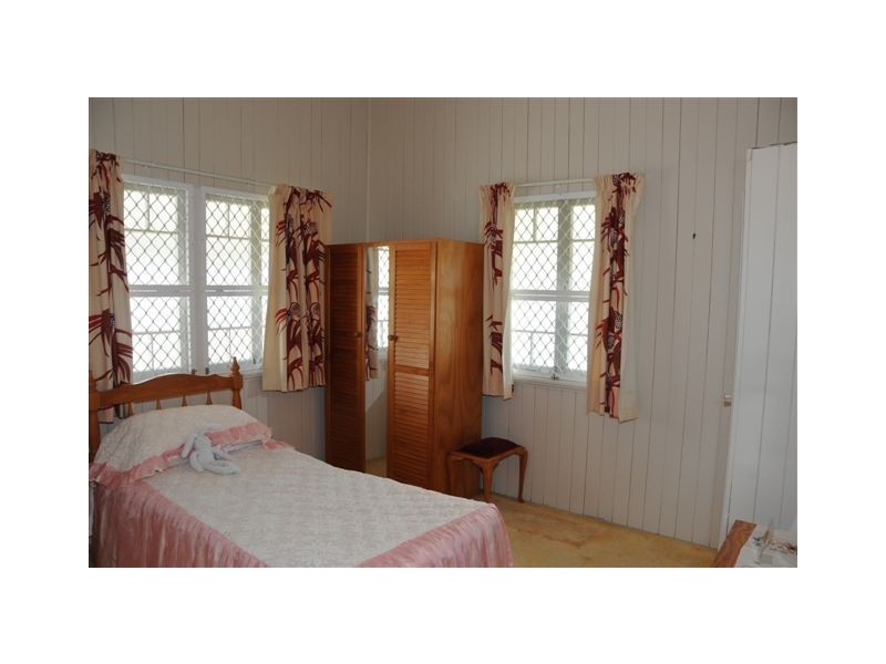 195 Caroline Street, The Range QLD 4700