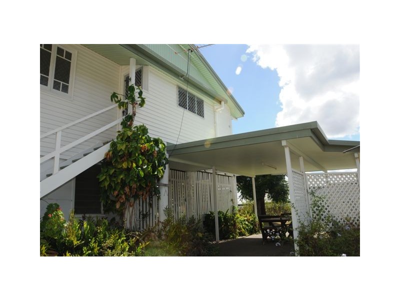 195 Caroline Street, The Range QLD 4700