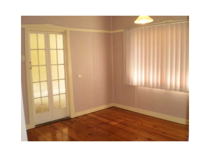 4 Curtis Street, Wandal QLD 4700