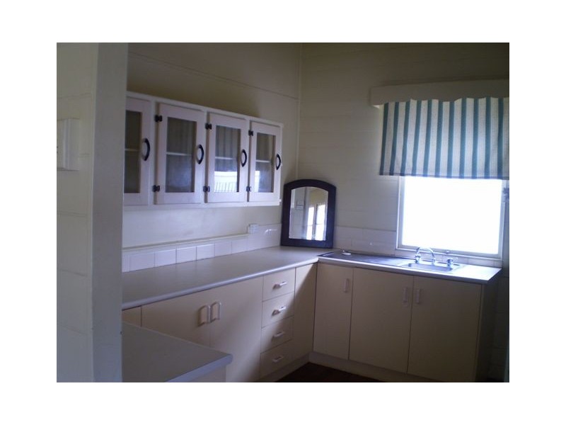 63 Woodville Street, Wandal QLD 4700