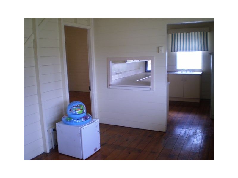 63 Woodville Street, Wandal QLD 4700