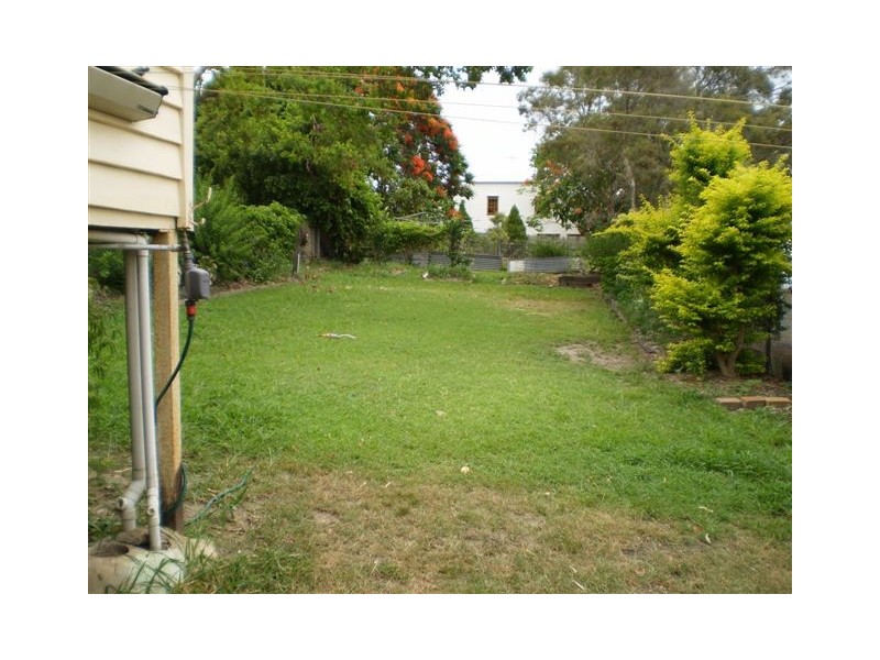 63 Woodville Street, Wandal QLD 4700