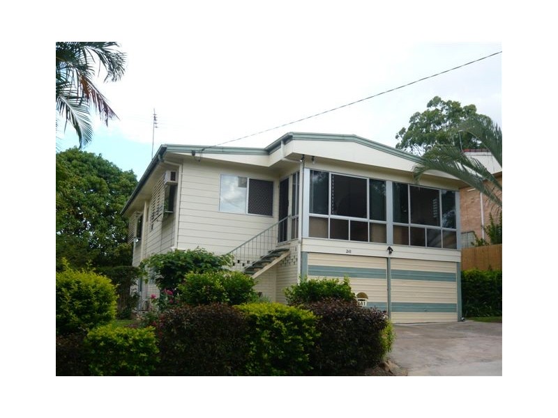 241 Flowers Avenue, Frenchville QLD 4701