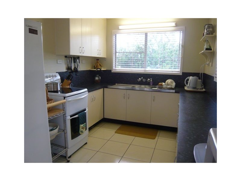 241 Flowers Avenue, Frenchville QLD 4701