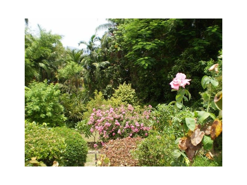 1 Higgins Lane, The Range QLD 4700