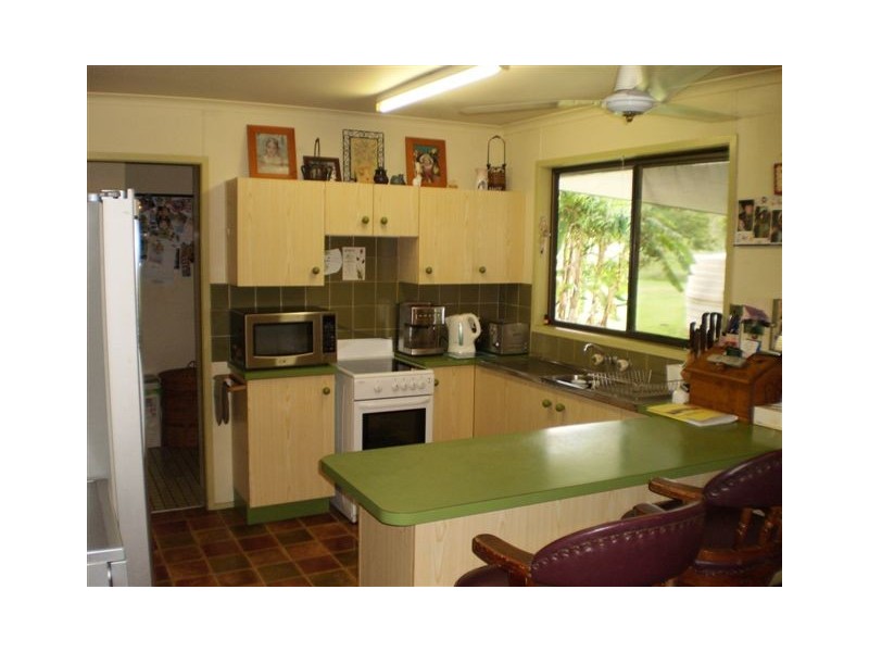 2001 Emu Park Road, Tungamull QLD 4702