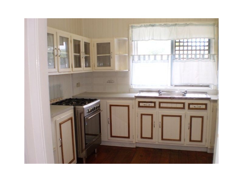 16 Lanigan Street, Wandal QLD 4700