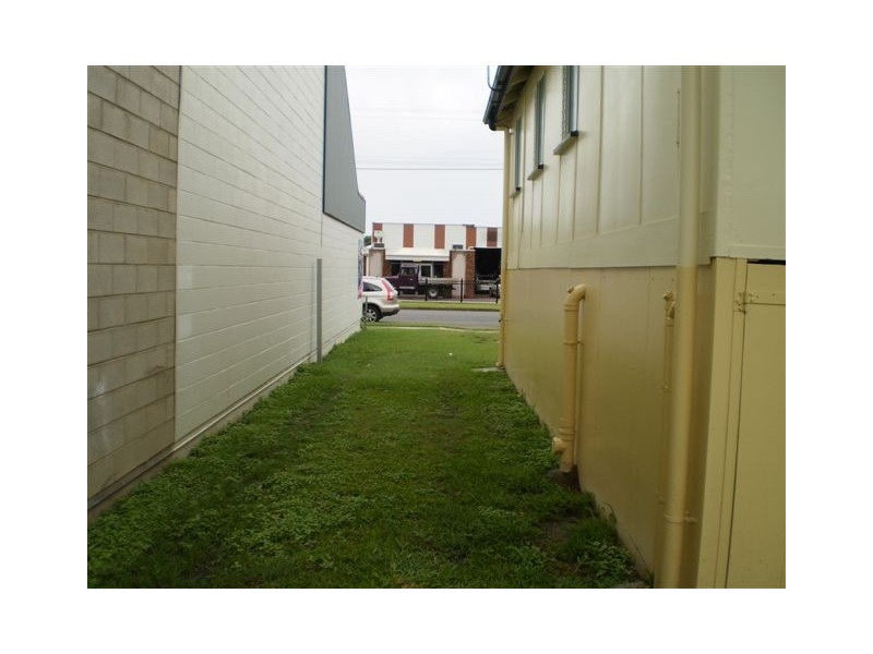 63 Elphinstone Street, Berserker QLD 4701