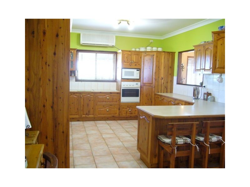 94 Fons Drive, Glendale QLD 4711