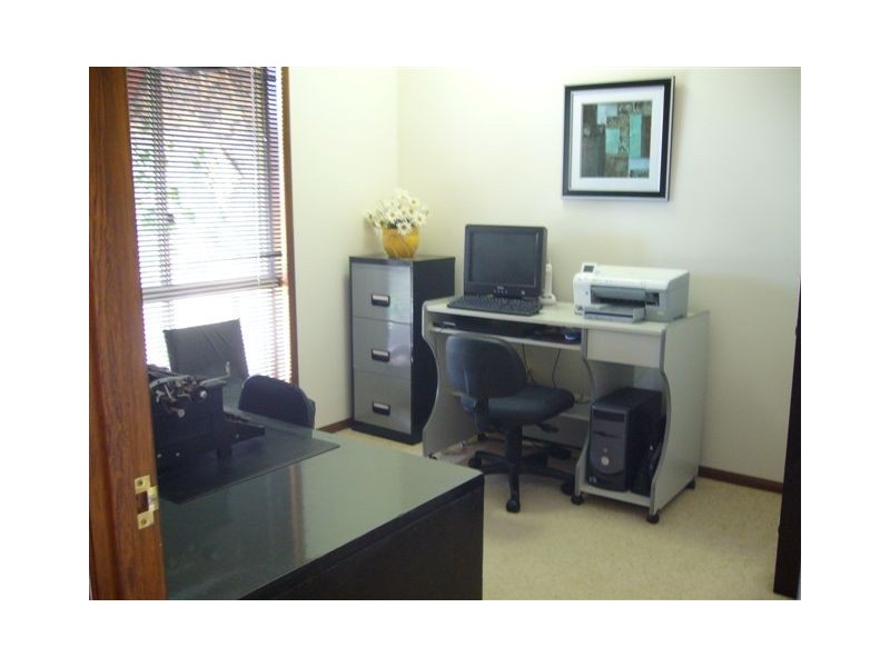 94 Fons Drive, Glendale QLD 4711