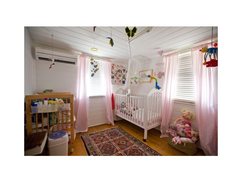 91 Cambridge Street, The Range QLD 4700