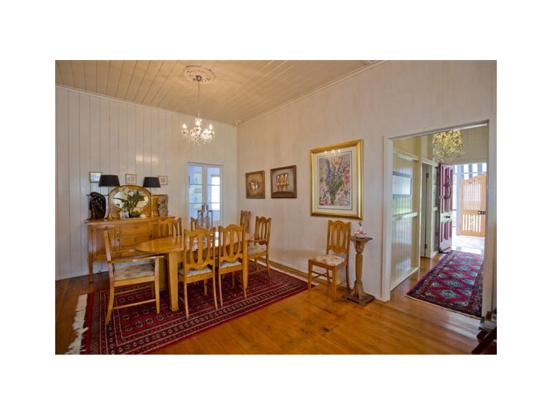 91 Cambridge Street, The Range QLD 4700