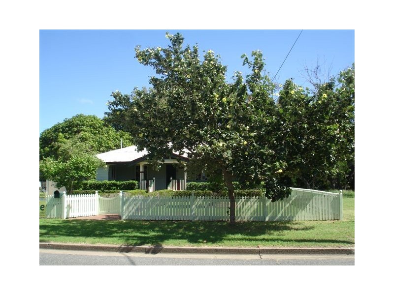 17 Hall Street, Wandal QLD 4700