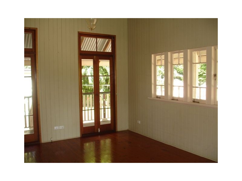 17 Hall Street, Wandal QLD 4700