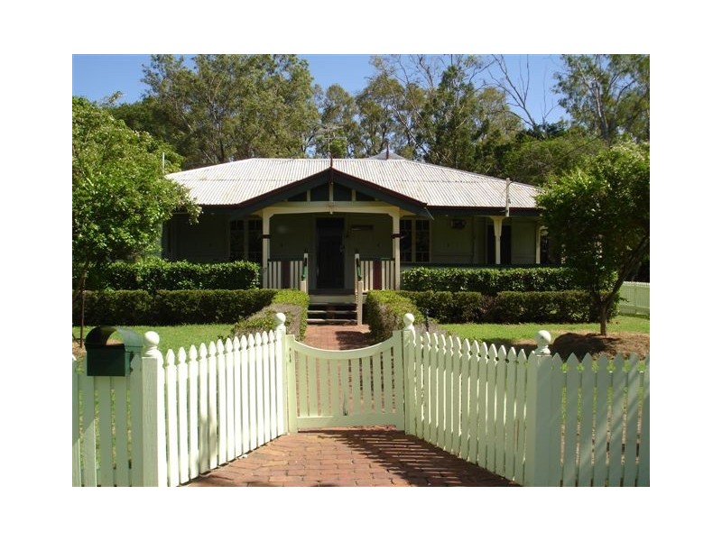 17 Hall Street, Wandal QLD 4700