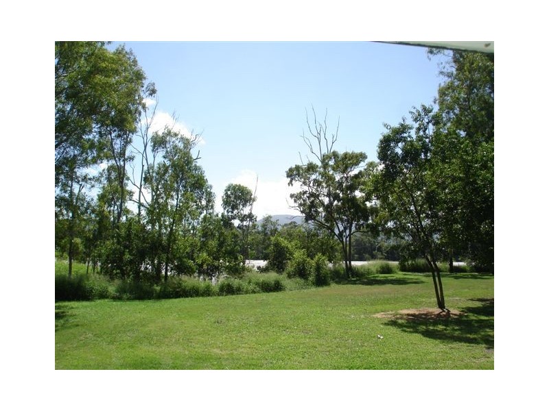 17 Hall Street, Wandal QLD 4700