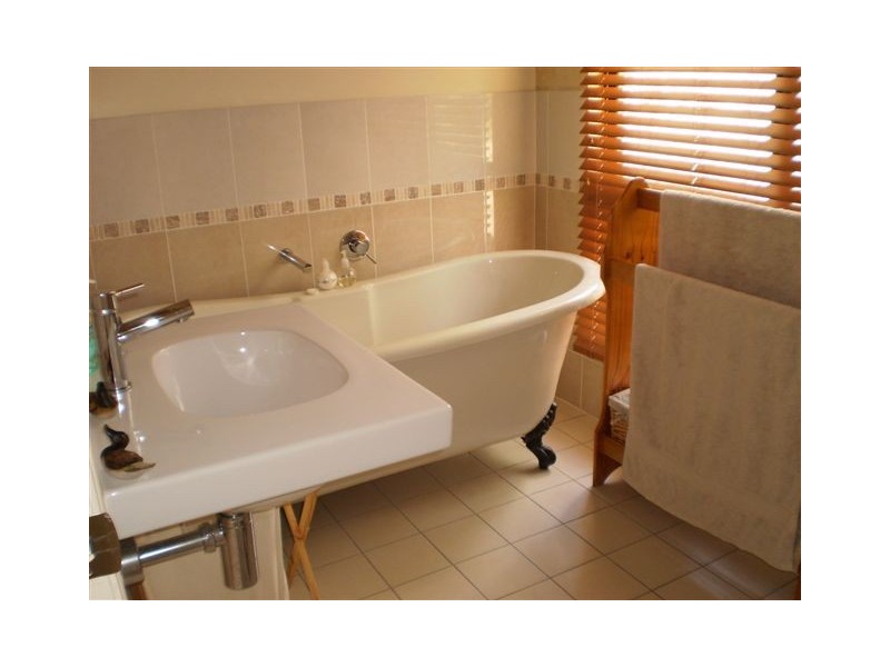 55 Bells Road, Mount Chalmers QLD 4702