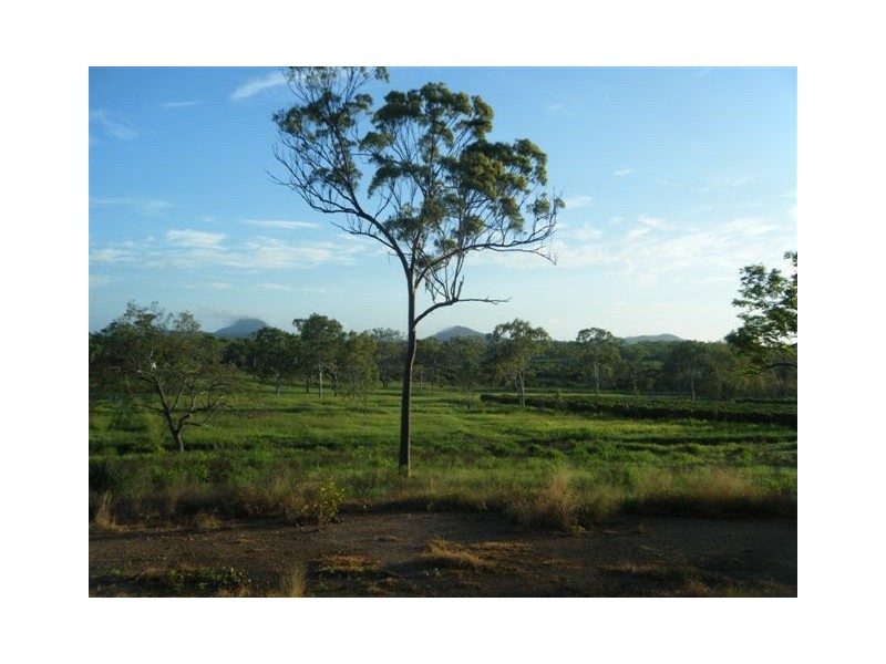 55 Bells Road, Mount Chalmers QLD 4702