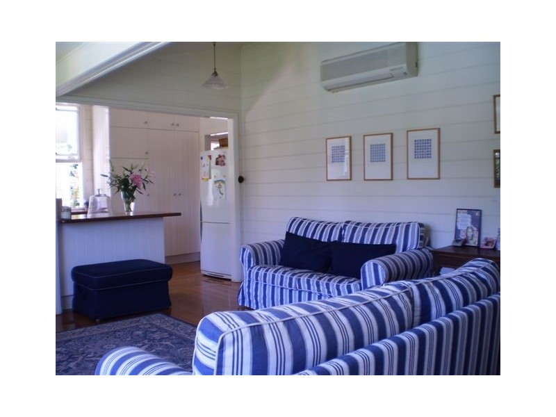 17 Brecknell Street, The Range QLD 4700