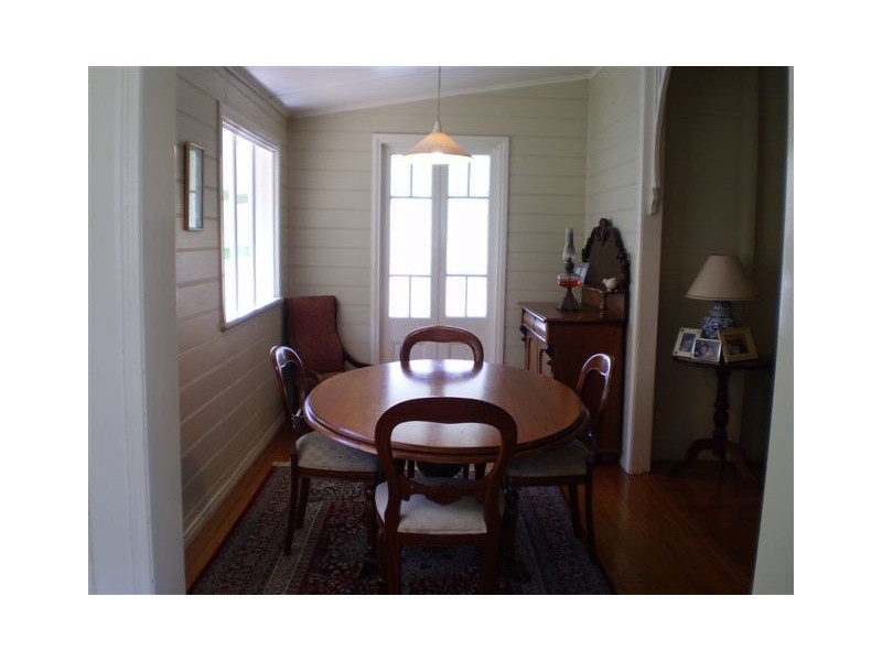 17 Brecknell Street, The Range QLD 4700