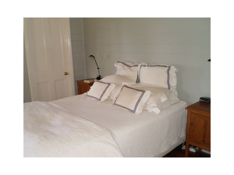 17 Brecknell Street, The Range QLD 4700