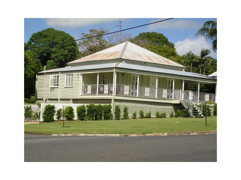 17 Brecknell Street, The Range QLD 4700
