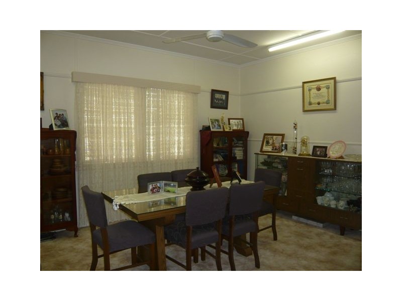 8 Palmer Street, Allenstown QLD 4700