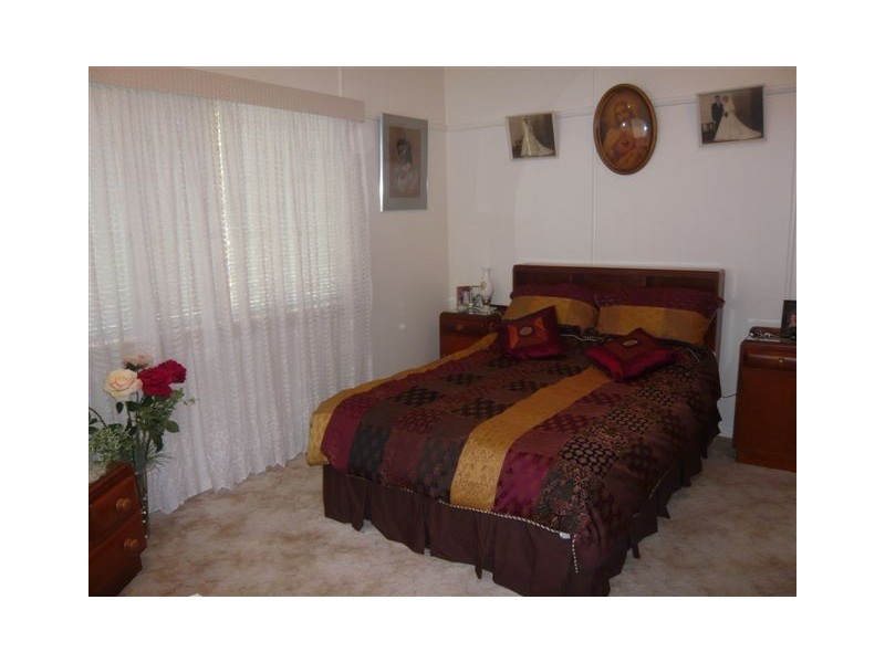8 Palmer Street, Allenstown QLD 4700