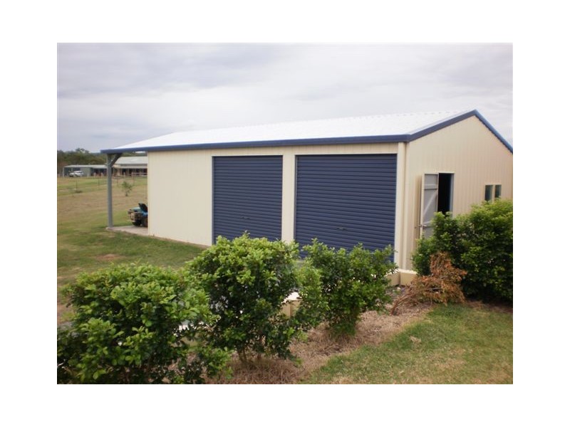 24 Sturt Drive, Glenlee QLD 4711