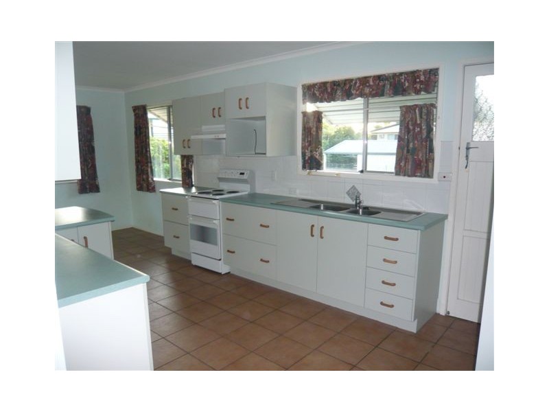 14 Doyle Street, Park Avenue QLD 4701