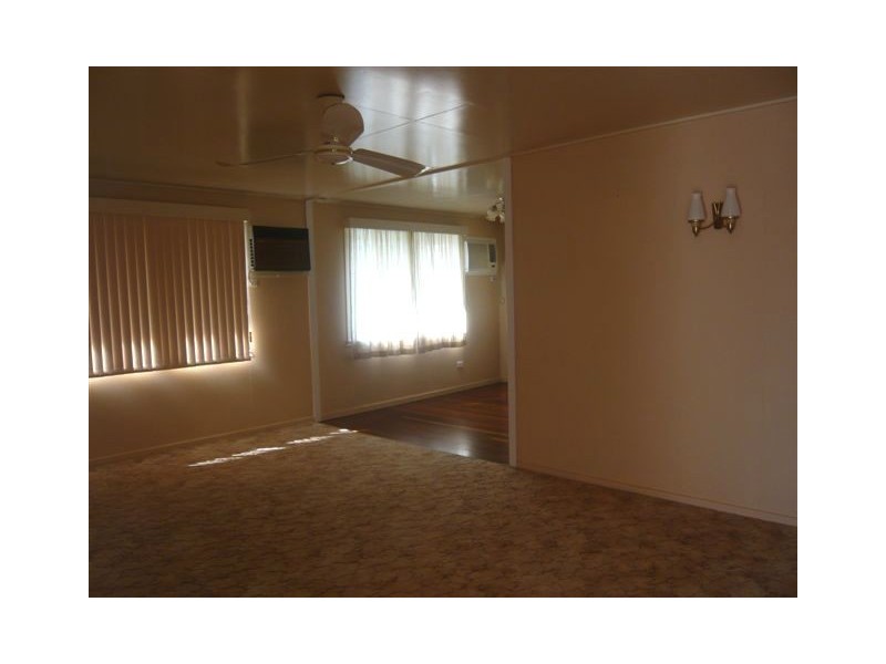 9 Jeffries Street, The Range QLD 4700