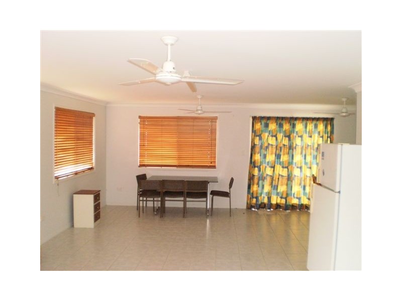 103 Emu Park Road, Nerimbera QLD 4701