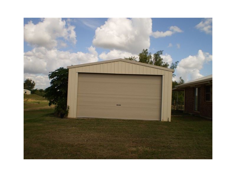 103 Emu Park Road, Nerimbera QLD 4701