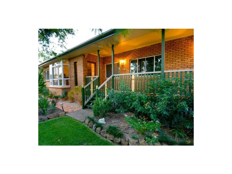 33 Belmont Road, Parkhurst QLD 4702