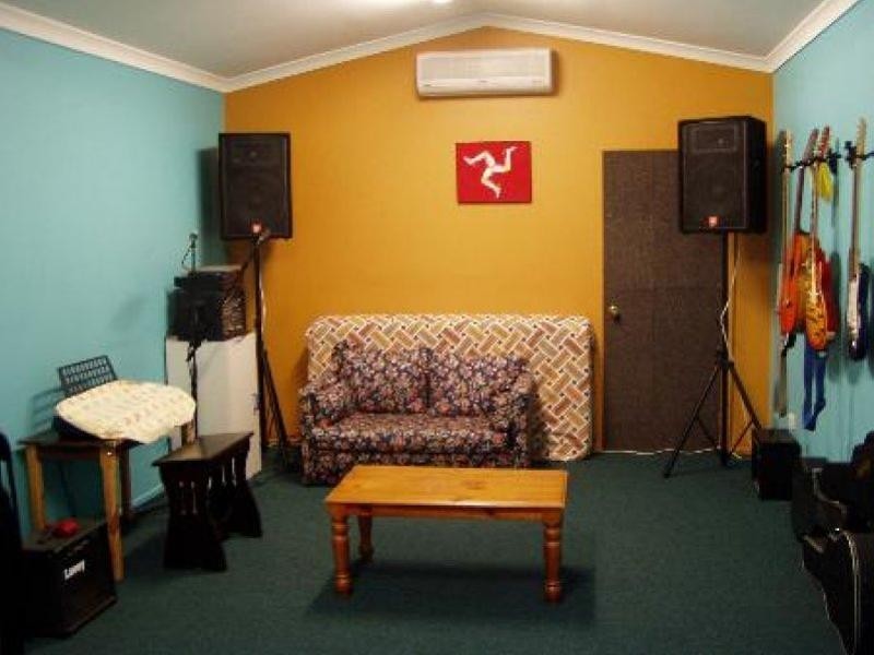 33 Belmont Road, Parkhurst QLD 4702