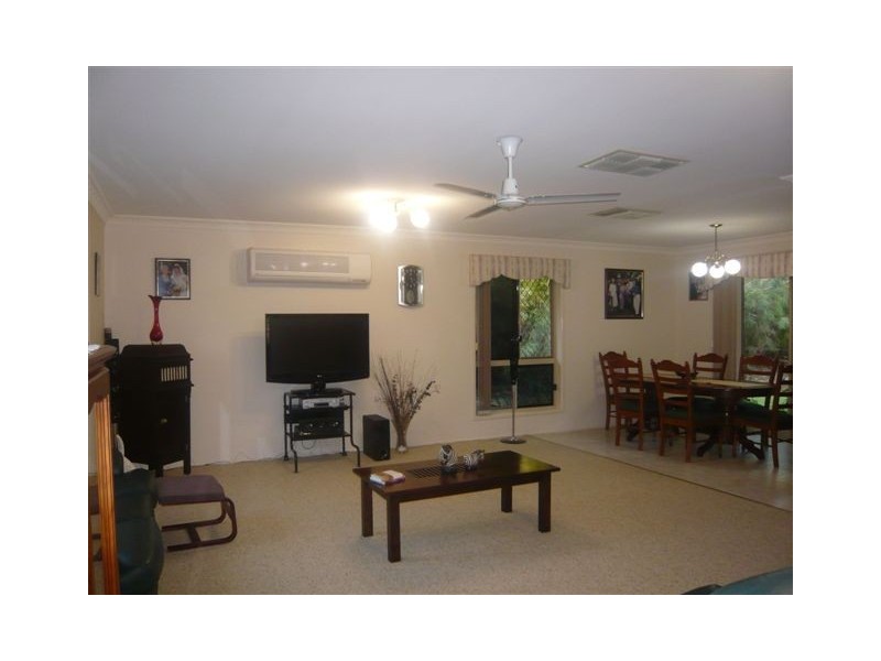 40 Perrott Drive, Rockyview QLD 4701