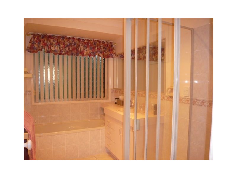 40 Perrott Drive, Rockyview QLD 4701