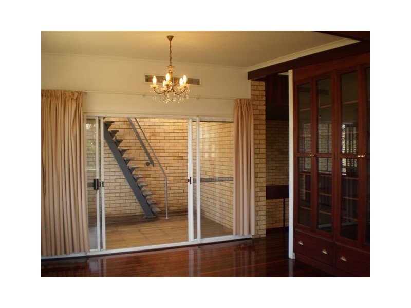 51 Queen Street, The Range QLD 4700