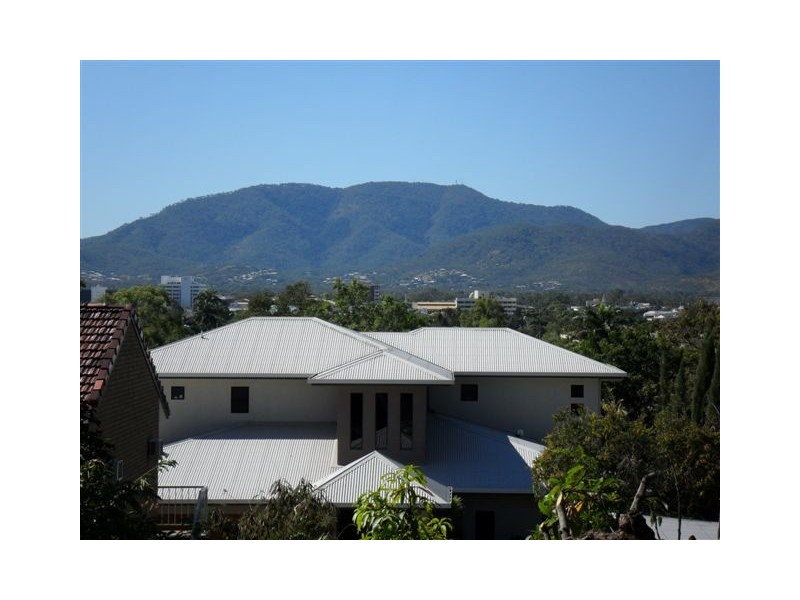 1 Athelstane Street, The Range QLD 4700