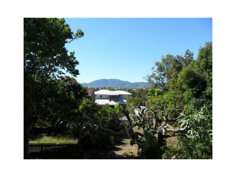 1 Athelstane Street, The Range QLD 4700