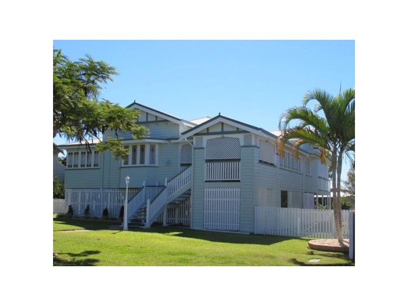 14 Queen Street, The Range QLD 4700