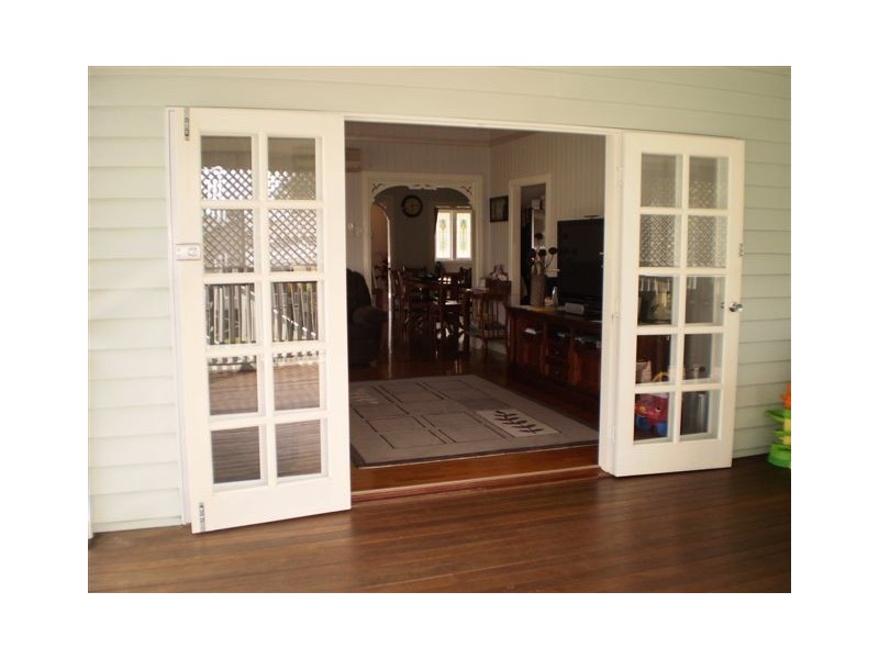 14 Queen Street, The Range QLD 4700