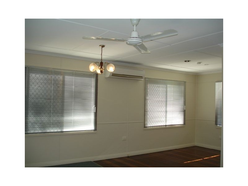 208 Earl Street, Berserker QLD 4701