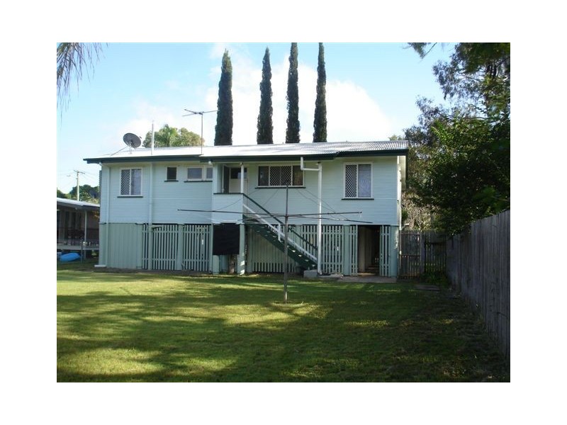 208 Earl Street, Berserker QLD 4701