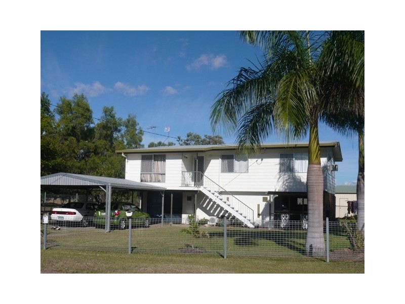 8 Walker Street, Kawana QLD 4701