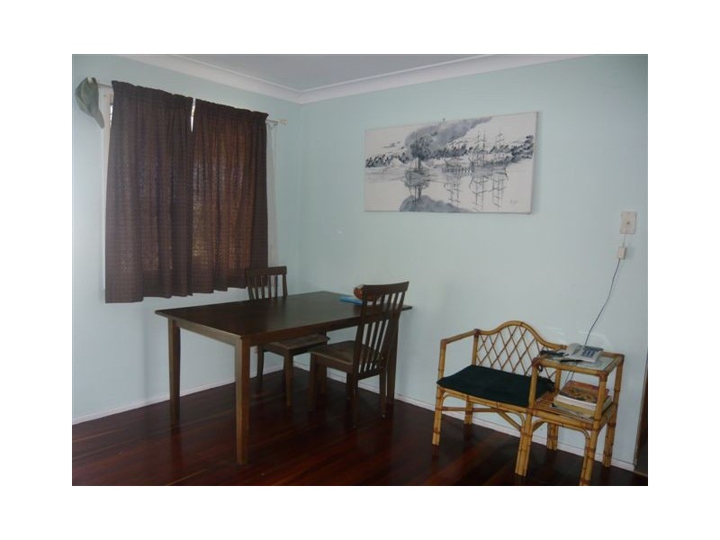 8 Walker Street, Kawana QLD 4701