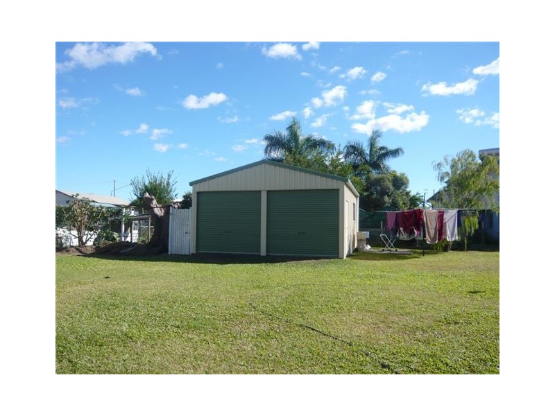 8 Walker Street, Kawana QLD 4701