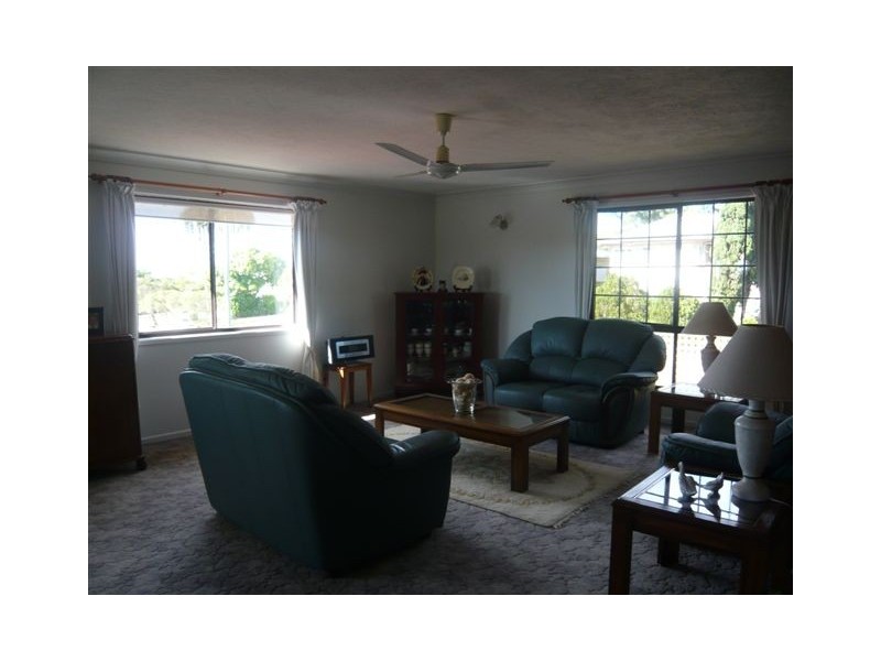 8 Boonah Street, Wandal QLD 4700