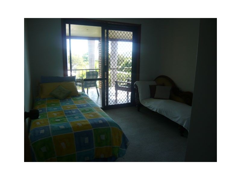 8 Boonah Street, Wandal QLD 4700