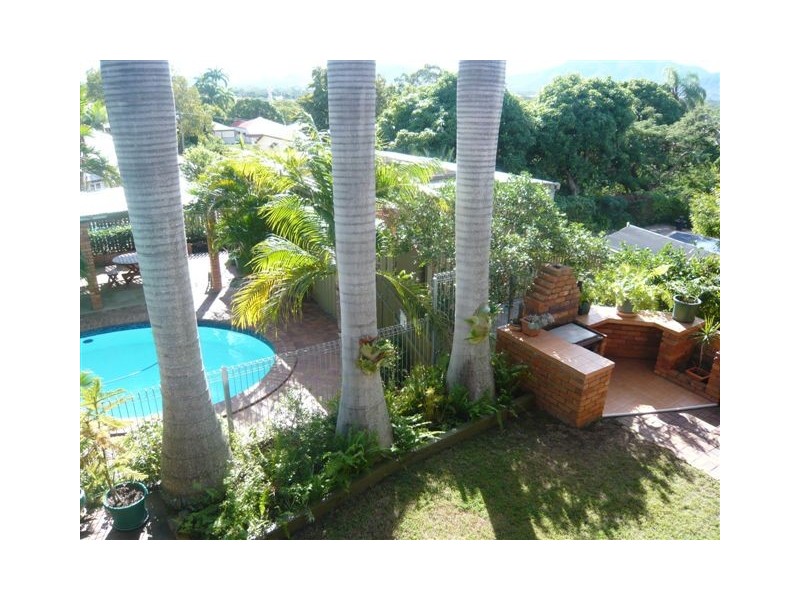 8 Boonah Street, Wandal QLD 4700